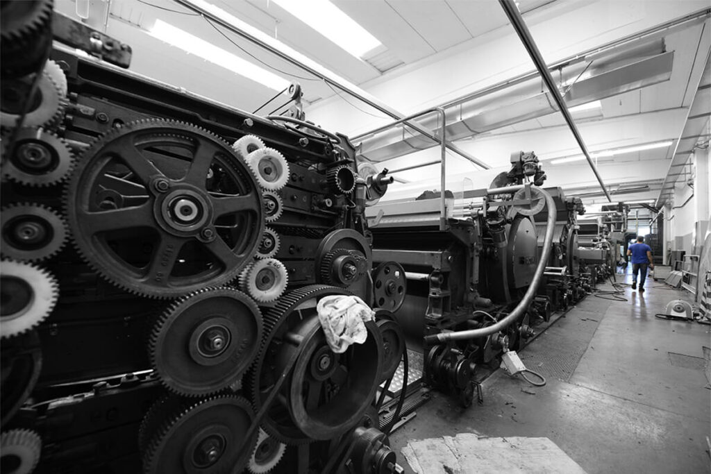 INDUSTRIA - Dora - 2