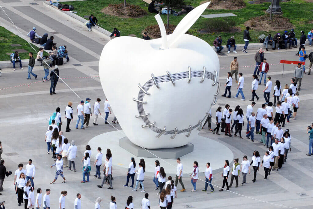 Piazza Duca d'Aosta, Milano, 2016